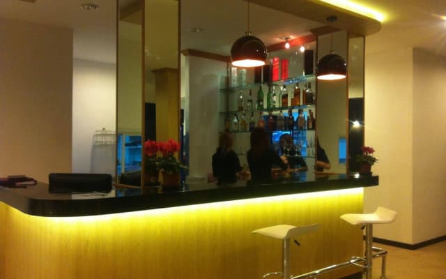 TH Beach Hotel - photo 2
