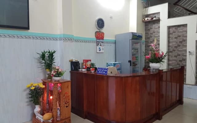Hoang Phung Guesthouse - photo 2
