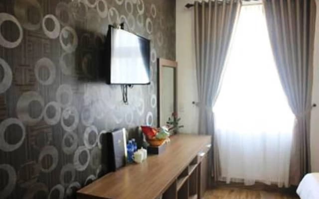Valencia Hotel - photo 2