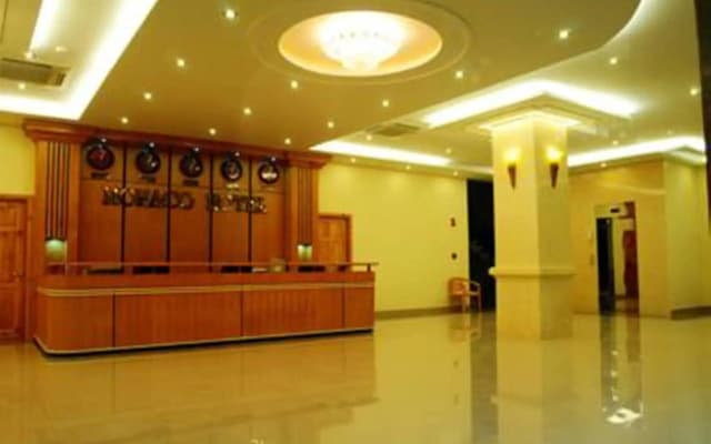Monaco Hotel - photo 2