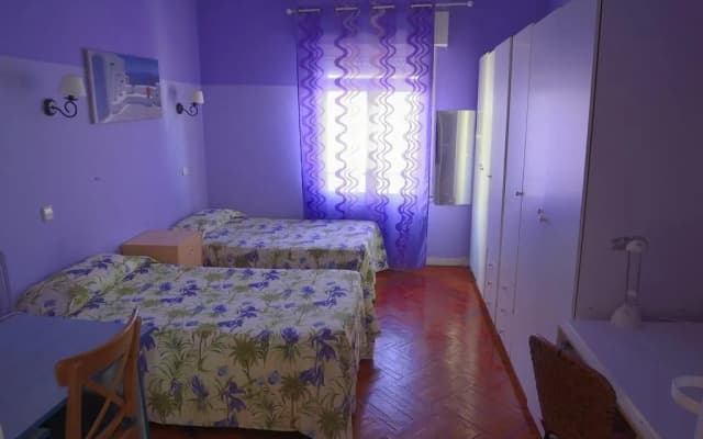 Hostal Arrate - photo 2