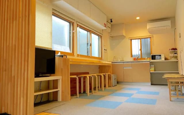 Osaka Guesthouse SAYURI TENGACHAYA Ekimae - photo 2