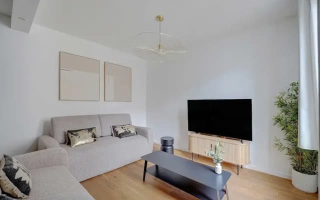 Private Terrace Apartment -1bdr/ 6p-sacra-ca\"ur - photo 3