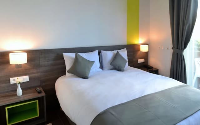 Wazo Hotel And Apartment - photo 4