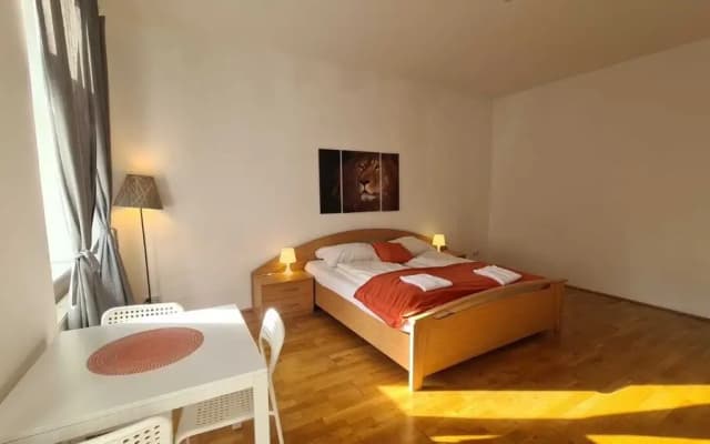 Comfortable 3BR Apartment Belvedere Area - photo 3