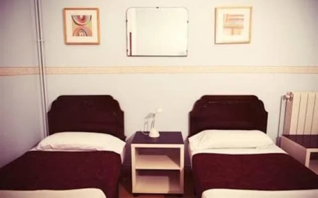 Hostal Central - photo 3