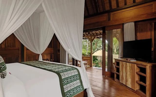 Hidden Saren Villa Ubud - photo 5