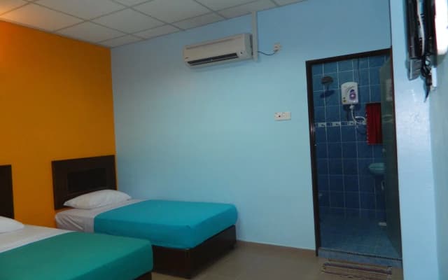 Riverside Hotel - photo 5