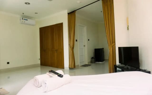 Luxury Studio At Semanggi Apartment - photo 3