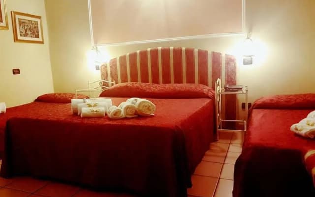 Hotel Sicilia - photo 4