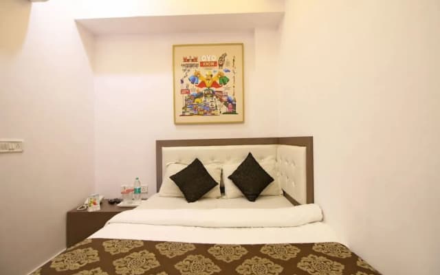 OYO Rooms Paschim Vihar - photo 4