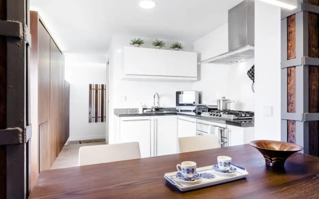 Santa Ana Apartment by Flatsweethome - photo 2
