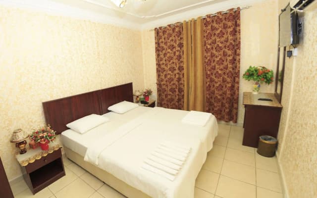 Gulf Hotel Apartment - photo 2