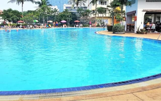 View Talay 1B Pattaya Popular Complex Large Pool Modern Studio Apartment - photo 5