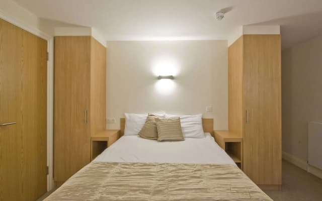 Queens Hotel - photo 5