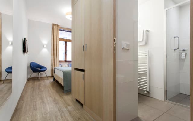 Hotel Carol - photo 5