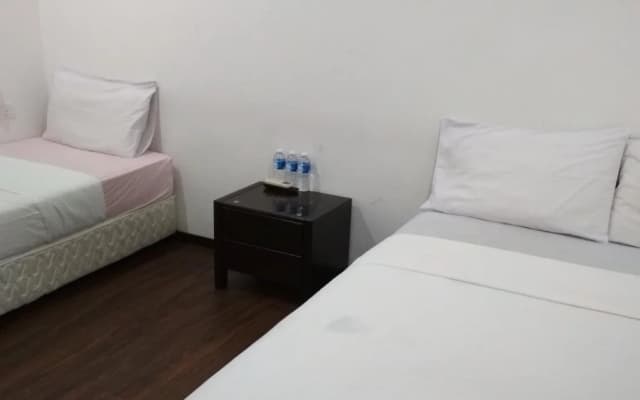 The HB hotel - photo 2