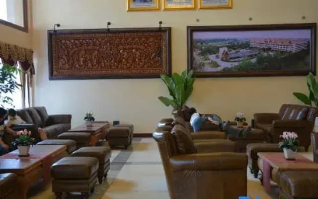 Bayon Era Hotel - photo 2