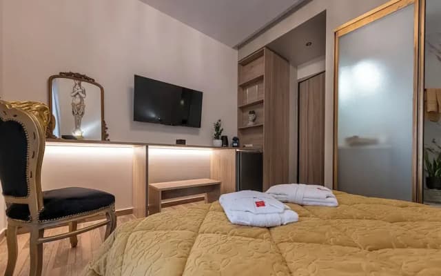 Koukaki Luxury Suites - photo 4