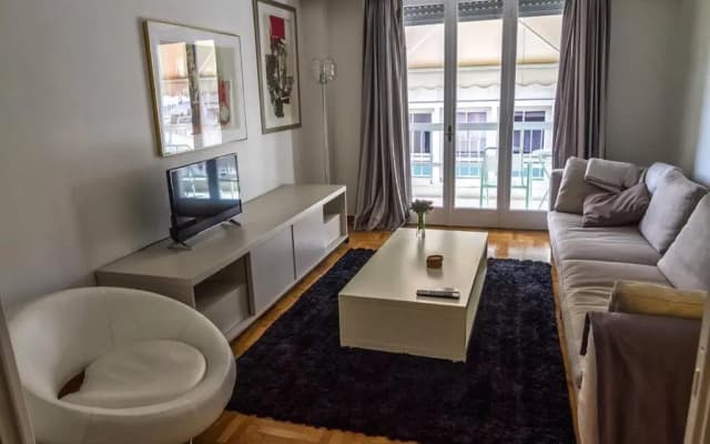 Veni Syntagma 5th Floor 2Bdr Apt - photo 3