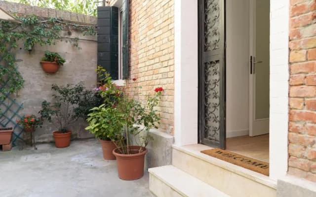 Secret Garden Venice - photo 4