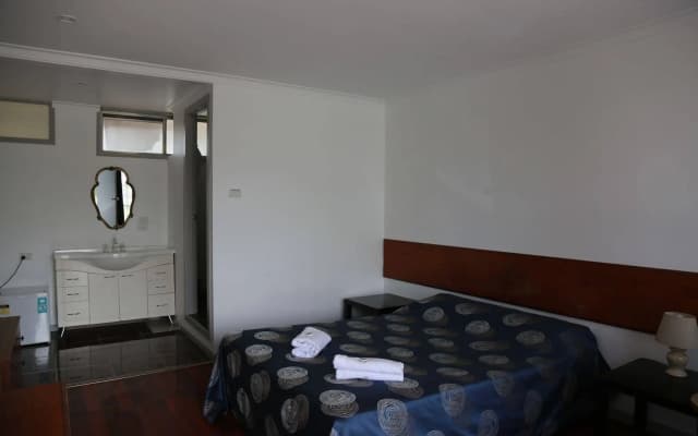 Beaconsfield Lodge Motel - photo 5