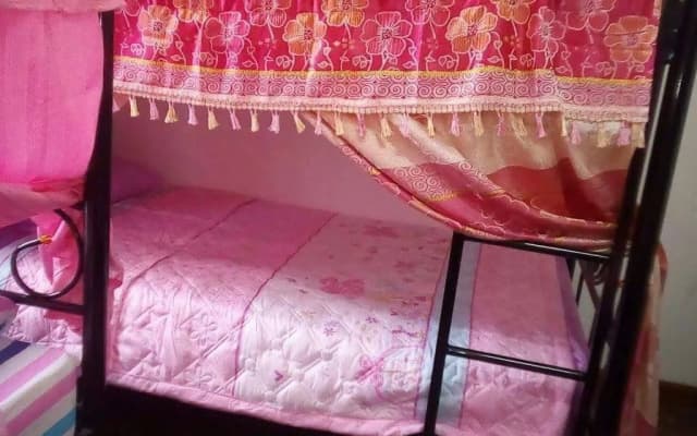 New Royal Hostel - photo 3