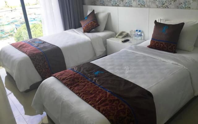 Nipola Hotel - photo 4