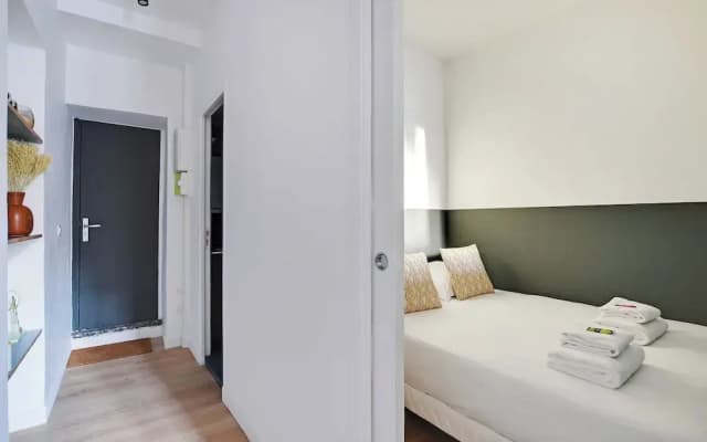 Peaceful Apartment With 1 Room - photo 2