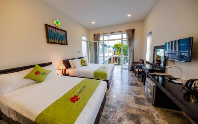 Lucky Leaf Villa - photo 2