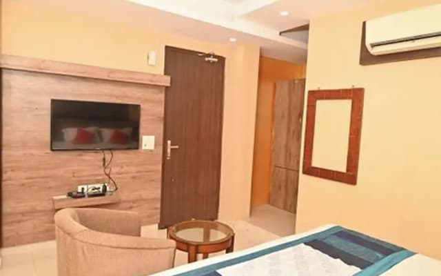 Hotel Aravali Inn - photo 5