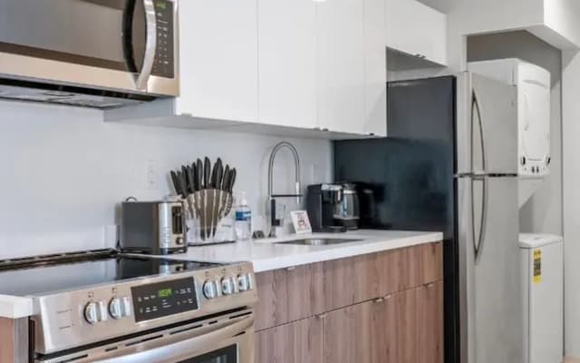 Miami Suite 303 - photo 5