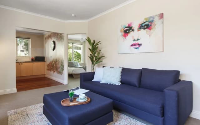 Elle Apartments by Ready Set Host - photo 4