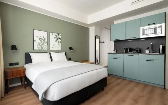 Limehome Athens Geraniou - photo 2