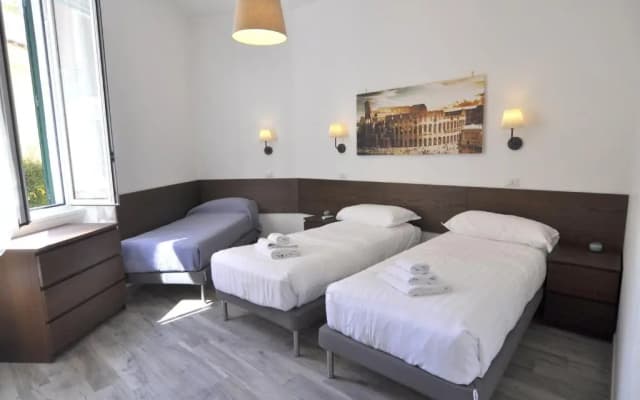 Flatinrome Trastevere Deluxe Rooms - photo 3