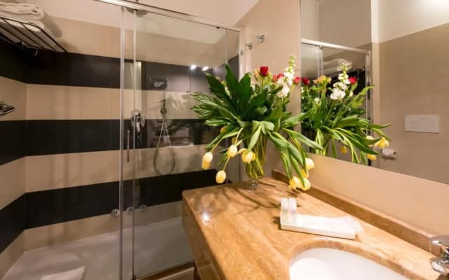 JR Suites - photo 4