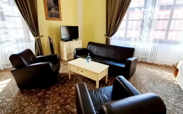 Metamorphis Hotel - photo 3