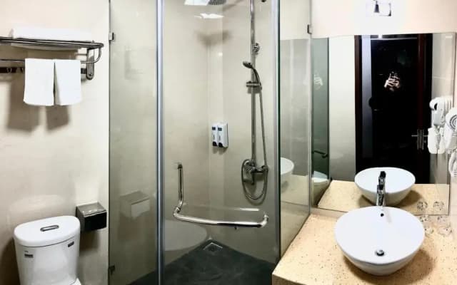 Viet Hoa Hotel - photo 3