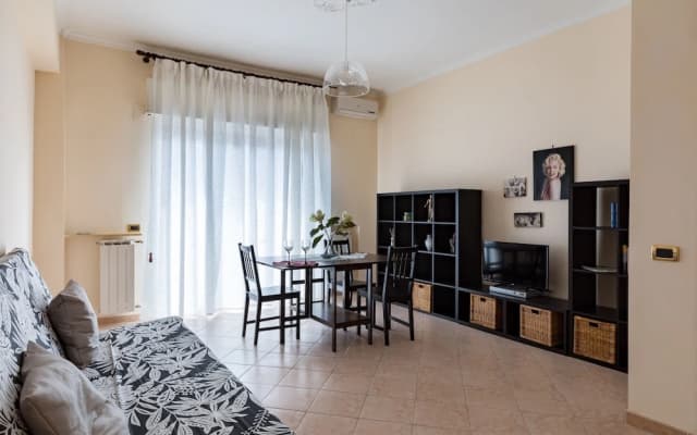 Lovely Central Apartment - photo 4