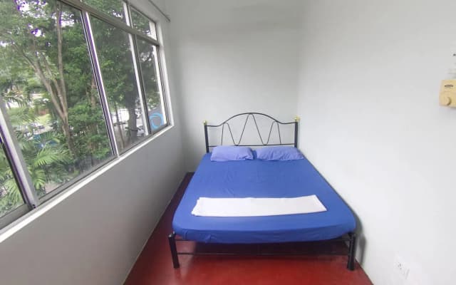 Step Inn Guest House - photo 4