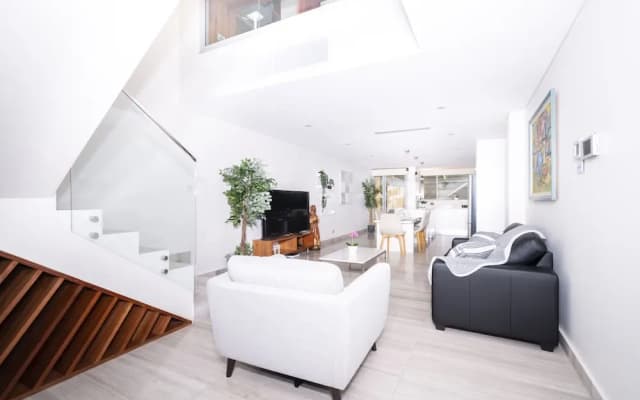 Luxury Villa Darlington - Vine - photo 2