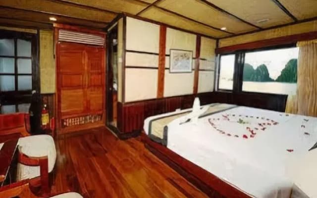 Imperial Junk Halong - photo 2