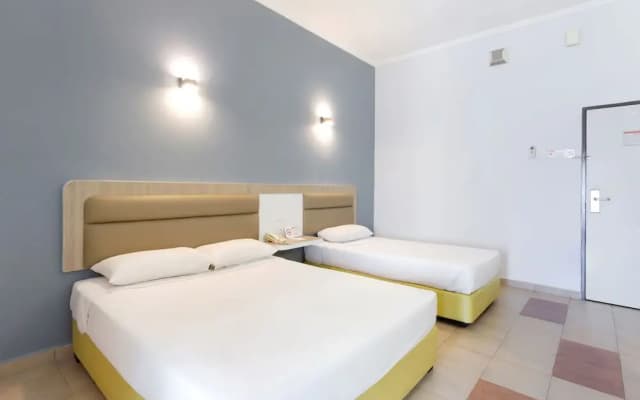 Kings Hotel - photo 4
