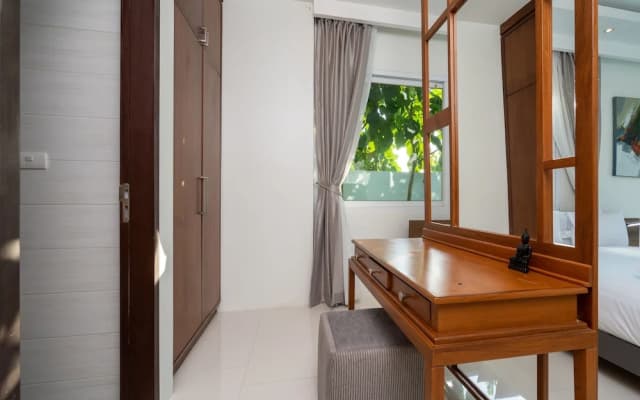Tropical Pool Villa With Private Rooftop - photo 5