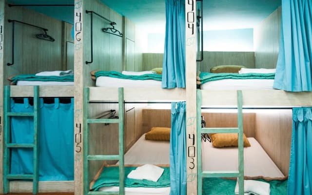 Nau Here Hostel - photo 4