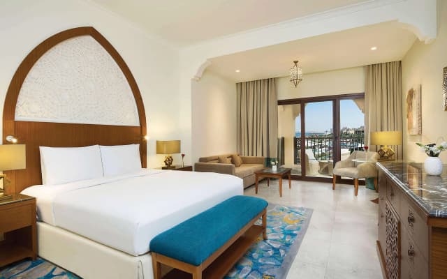 DoubleTree by Hilton Resort & Spa Marjan Island - photo 4