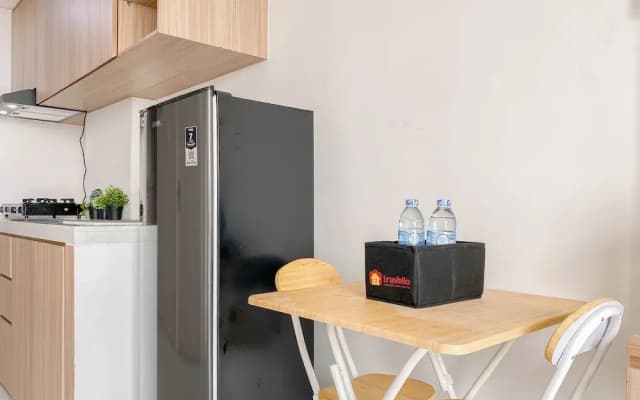 Simple Look Studio Apartment At Daan Mogot City - photo 2