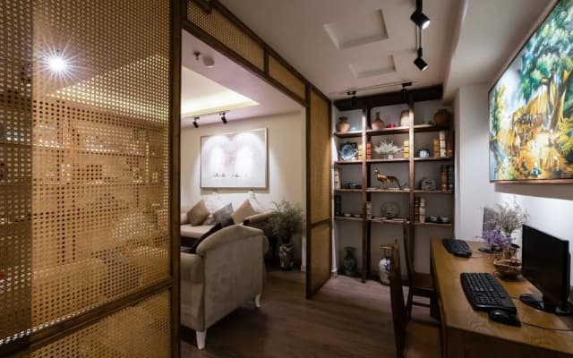 Asian Ruby Center Point Hotel - photo 4