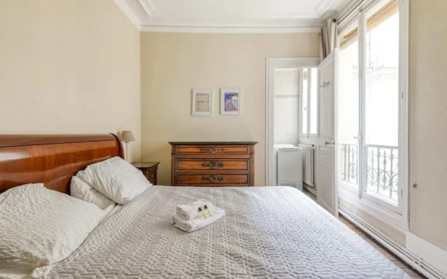 Bright and Homely Apartment in Batignolles - photo 4