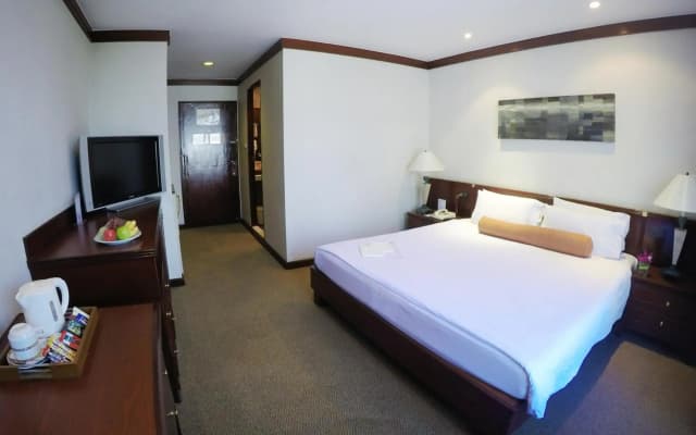 City Lodge Bangkok - photo 4